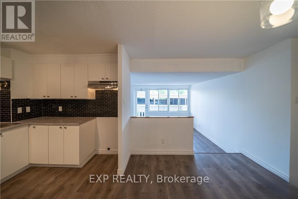215 - 1599 Lassiter Terrace, Ottawa, Ontario  K1J 8R6 - Photo 8 - X13430772