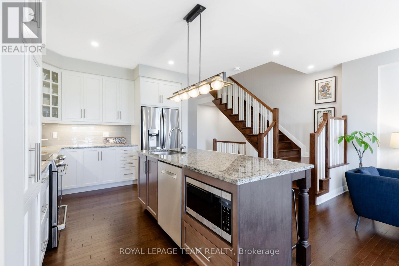 86 Escarpment Crescent, Ottawa, Ontario  K2T 0L8 - Photo 12 - X13430780