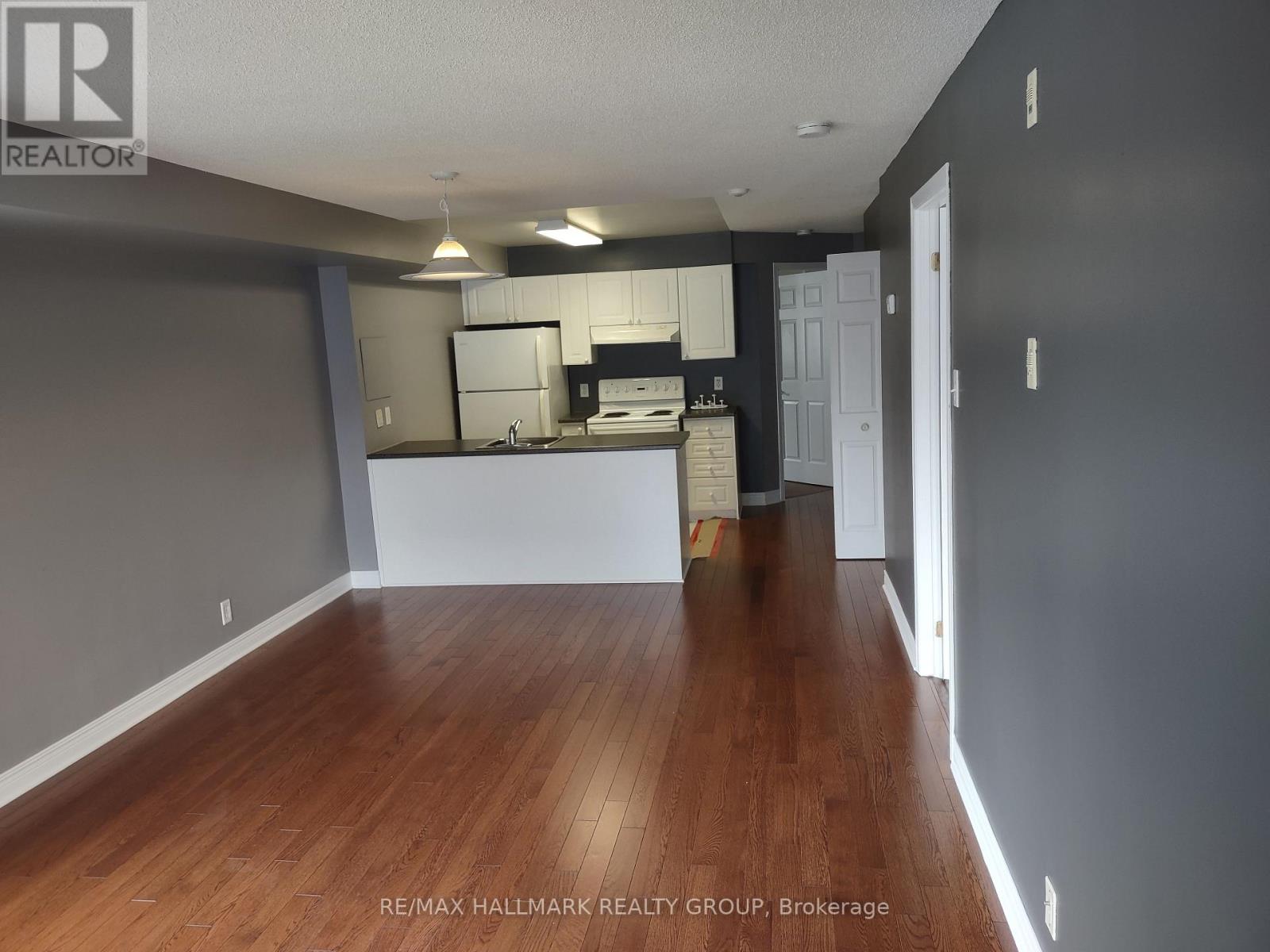 313 - 429 Somerset Street W, Ottawa, Ontario  K2P 2P5 - Photo 11 - X13430818