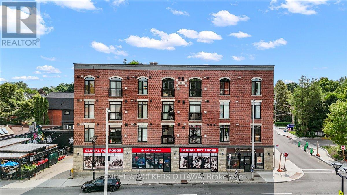 205 - 6 GROVE AVENUE, Ottawa, Ontario