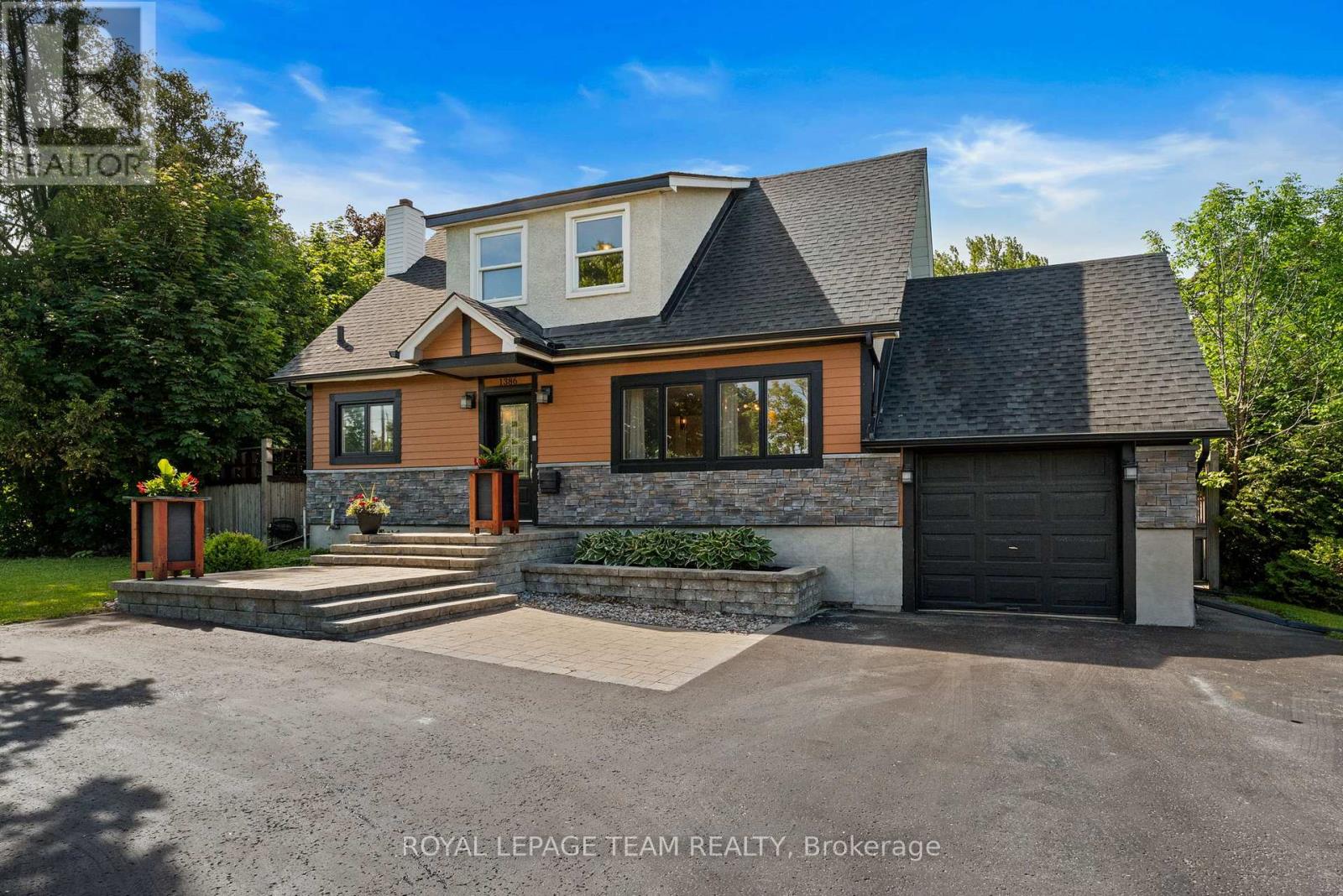 1386 Randall Avenue, Ottawa, Ontario  K1H 7R3 - Photo 2 - X13431036