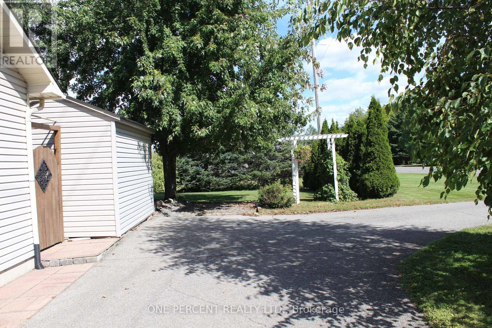 3061 Bridge Street, North Dundas, Ontario  K0E 1W0 - Photo 35 - X13431100