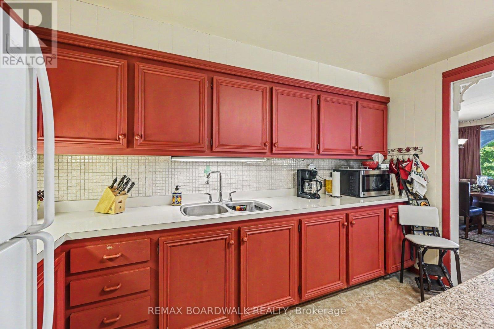 126 Lakeshore Road, Lanark Highlands, Ontario  K0A 3L0 - Photo 12 - X13431142