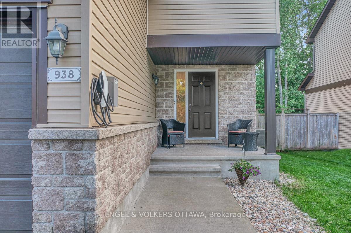 938 Payer Street, Clarence-Rockland, Ontario  K4K 1N2 - Photo 2 - X13431224