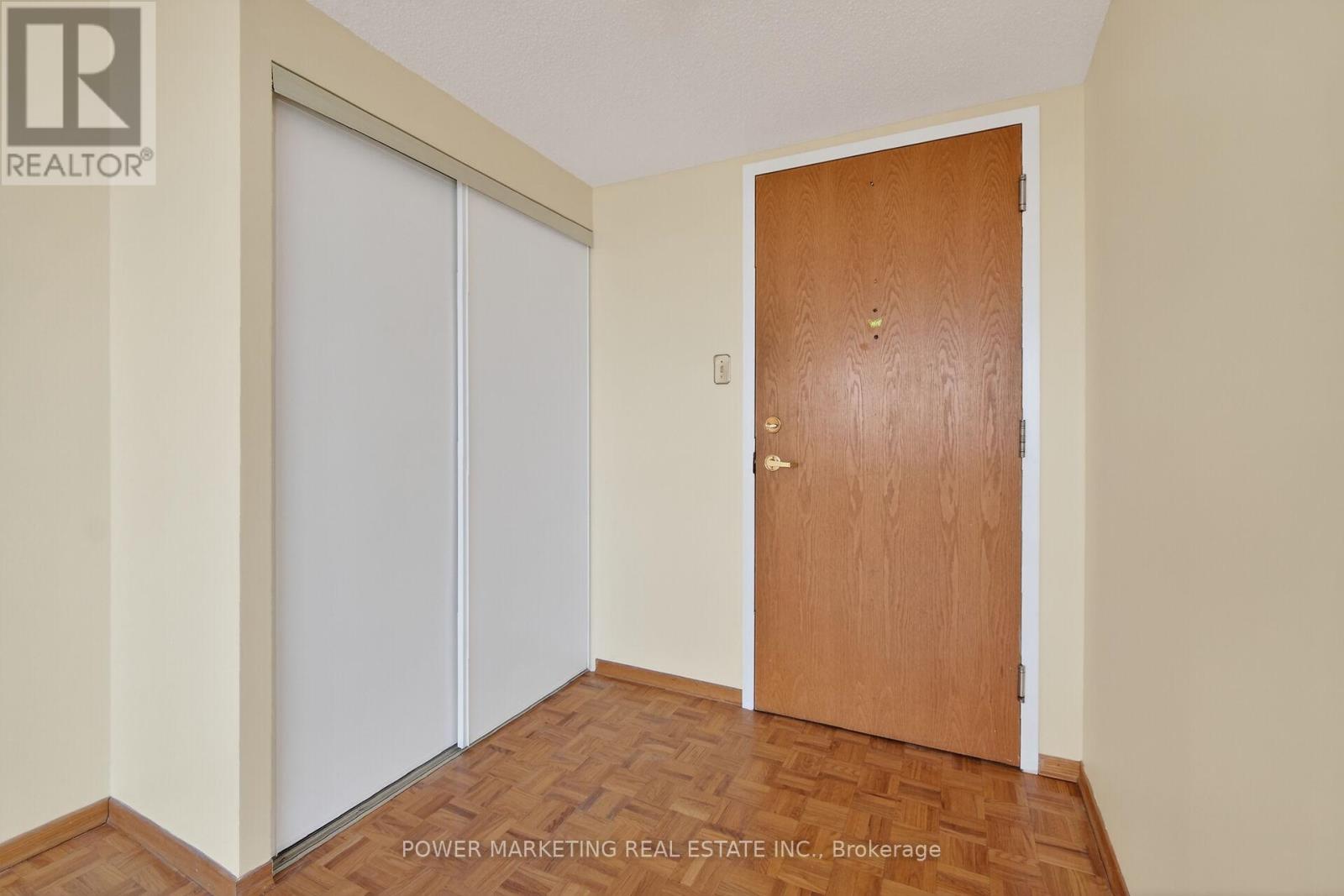 1204 - 2760 Carousel Crescent, Ottawa, Ontario  K1T 2N4 - Photo 7 - X13431440