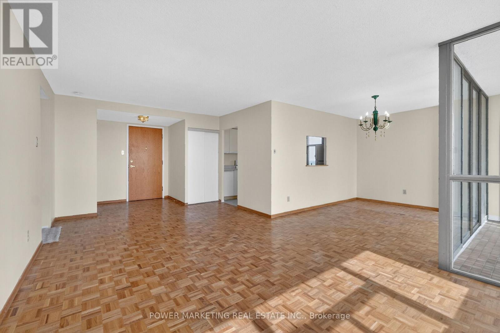 1204 - 2760 Carousel Crescent, Ottawa, Ontario  K1T 2N4 - Photo 9 - X13431440