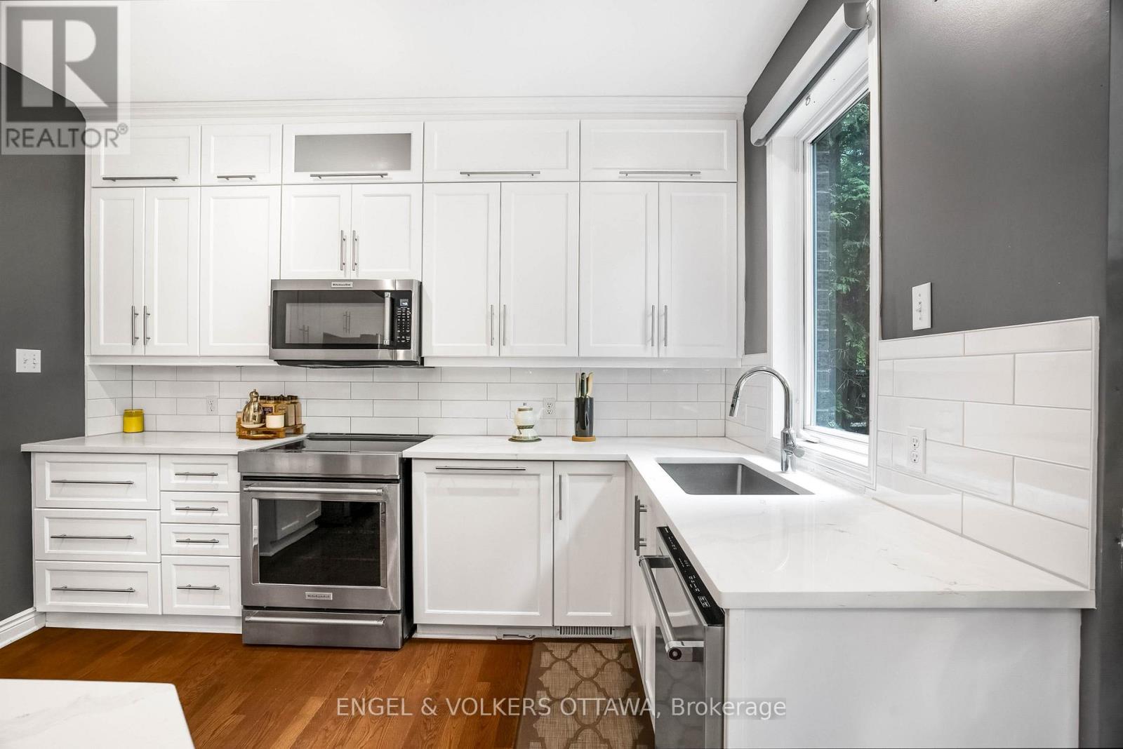 8 Glenrill Place, Ottawa, Ontario  K2M 2T6 - Photo 18 - X13431532
