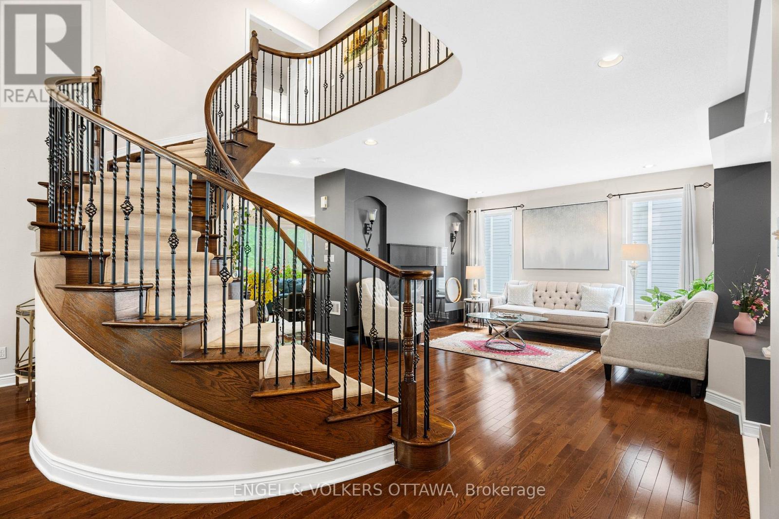 8 Glenrill Place, Ottawa, Ontario  K2M 2T6 - Photo 5 - X13431532