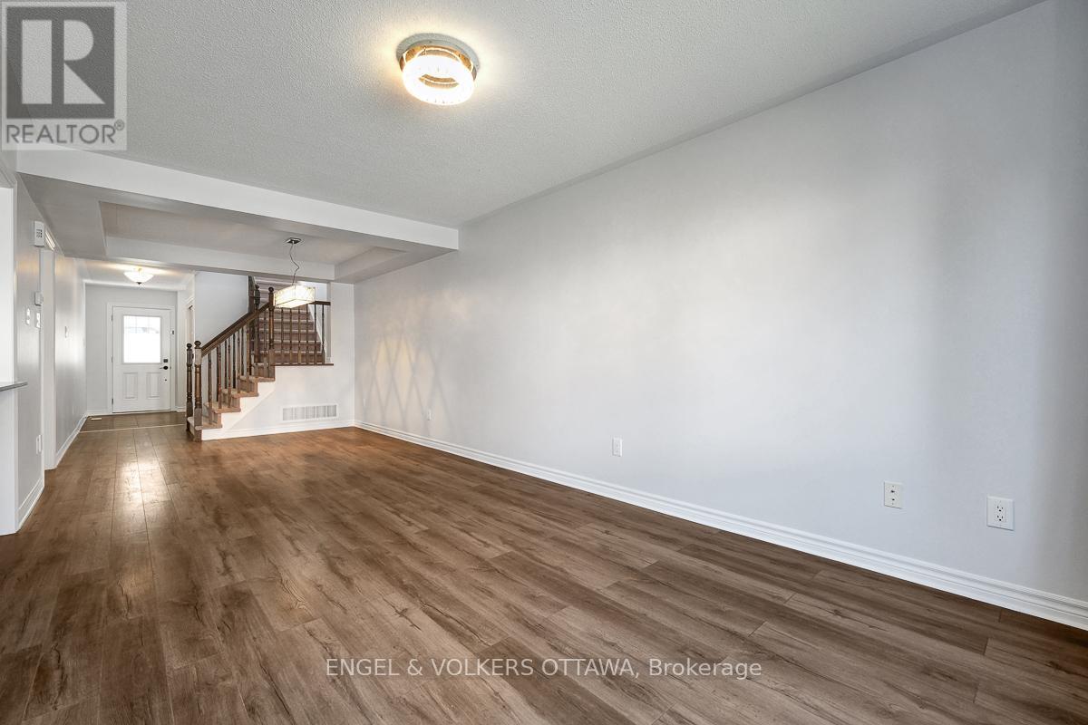 308 Song Sparrow Street W, Ottawa, Ontario  K2J 5W5 - Photo 10 - X13431564
