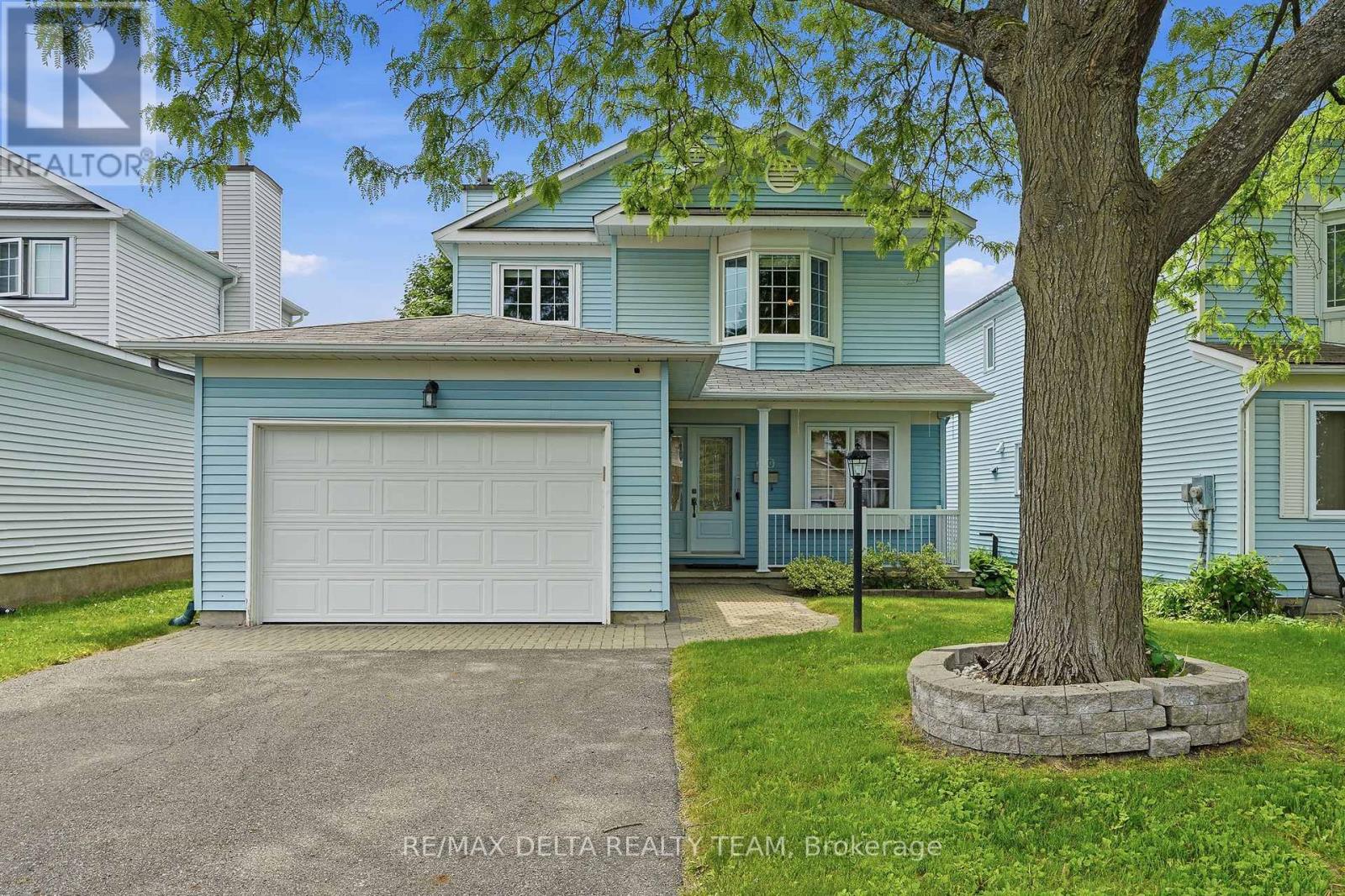 310 Mceachern Crescent, Ottawa, Ontario  K1E 3K2 - Photo 1 - X13431574