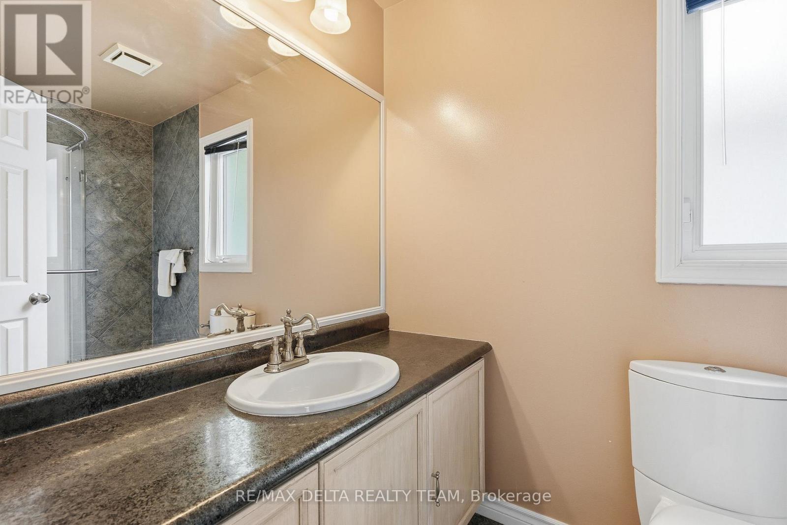 310 Mceachern Crescent, Ottawa, Ontario  K1E 3K2 - Photo 26 - X13431574