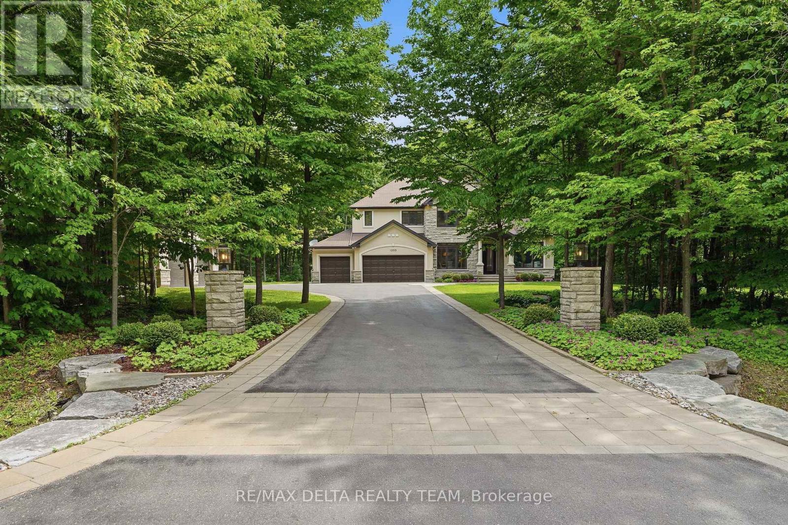 1353 Jules Leger Drive, Ottawa, Ontario  K4C 1E2 - Photo 2 - X13431602