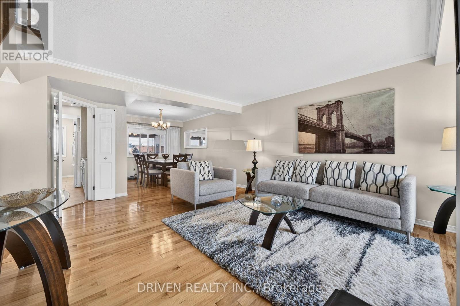30 Peacock Crescent, Ottawa, Ontario  K2J 3P6 - Photo 3 - X13431694