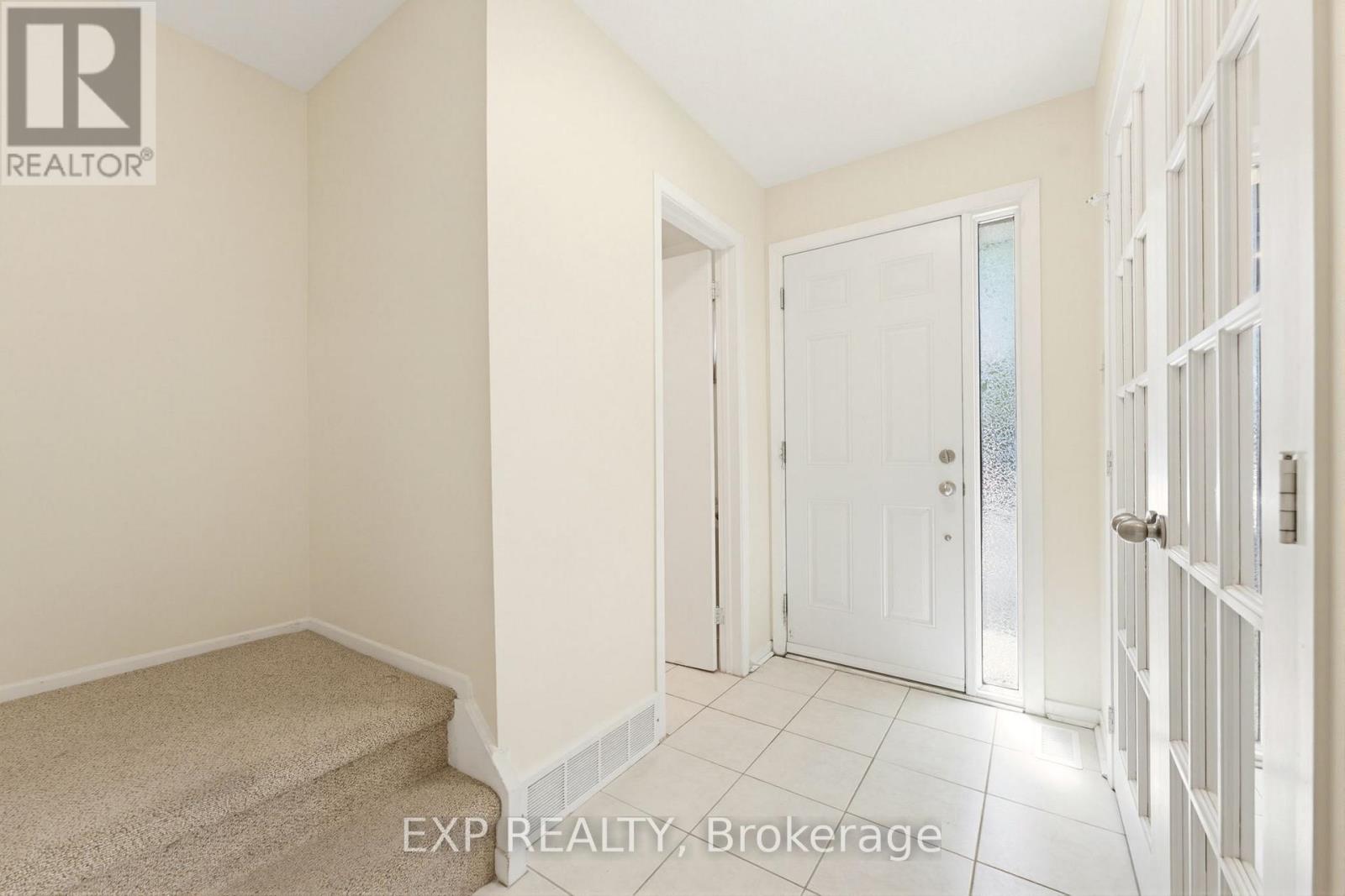A - 10 Fieldgate Drive, Ottawa, Ontario  K2J 1L5 - Photo 4 - X13431770
