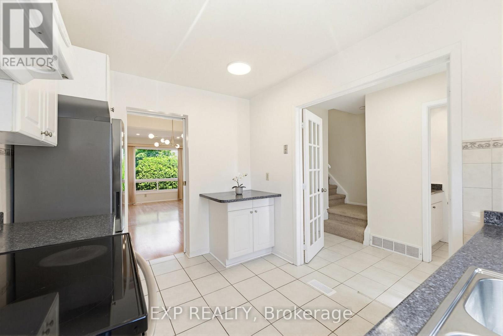 A - 10 Fieldgate Drive, Ottawa, Ontario  K2J 1L5 - Photo 9 - X13431770