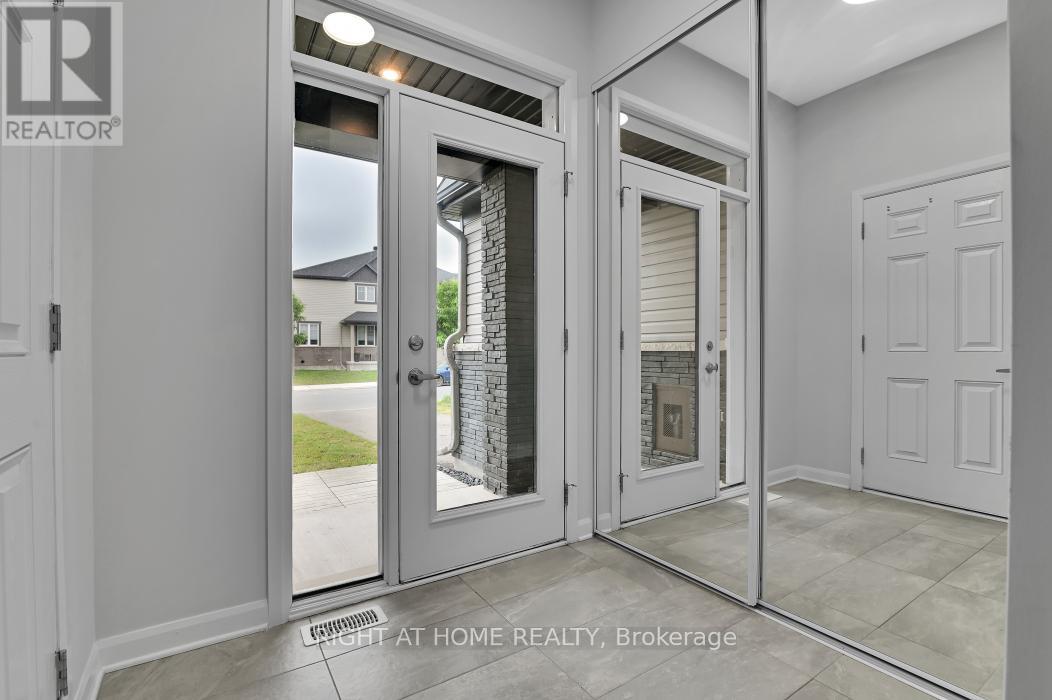306 Guppy Grove, Ottawa, Ontario  K4A 5G8 - Photo 2 - X13431882