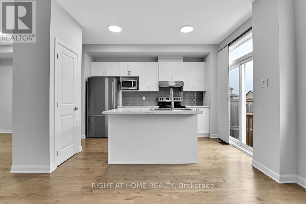 306 Guppy Grove, Ottawa, Ontario  K4A 5G8 - Photo 5 - X13431882
