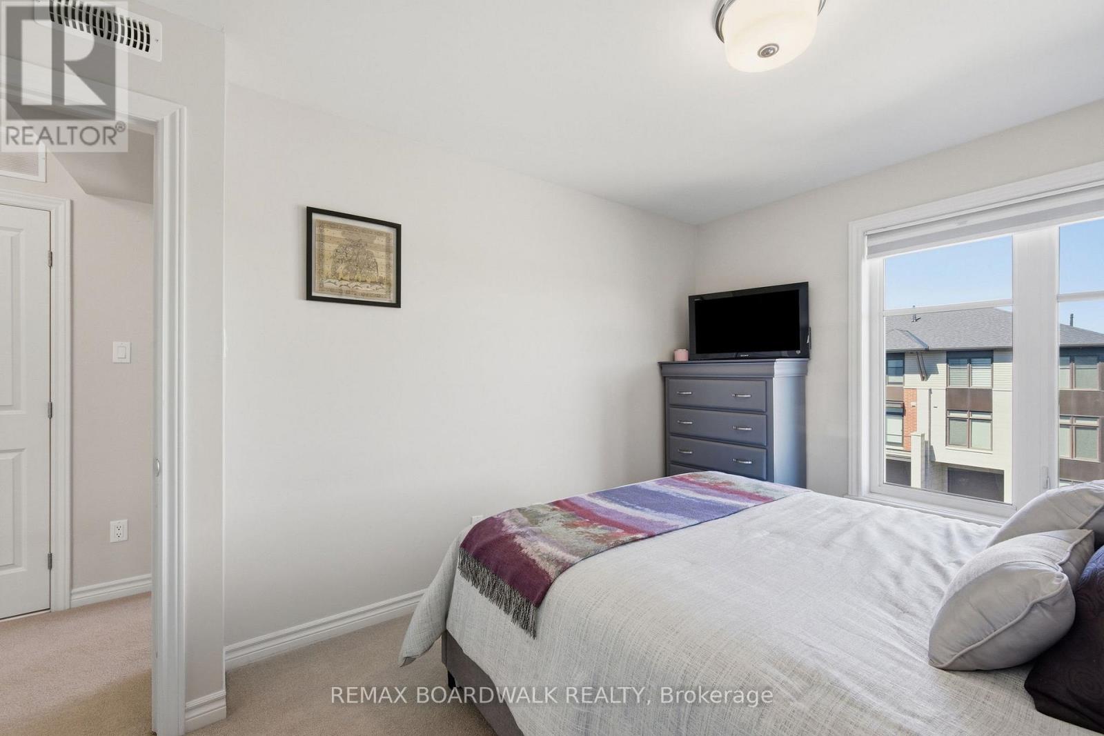 543 Labrador Crescent, Ottawa, Ontario  K1T 0R4 - Photo 43 - X13431912