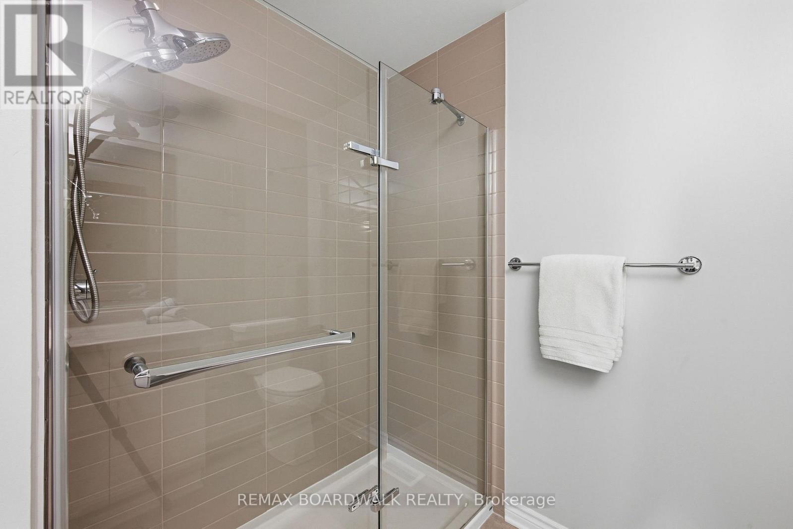543 Labrador Crescent, Ottawa, Ontario  K1T 0R4 - Photo 45 - X13431912