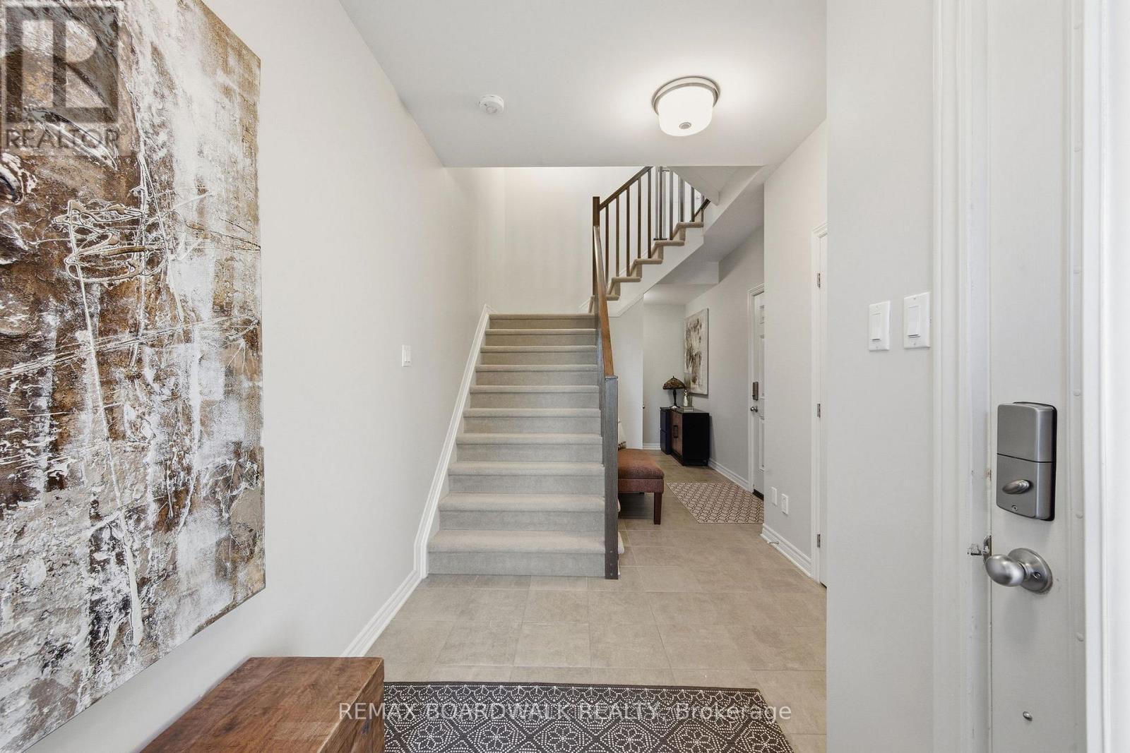 543 Labrador Crescent, Ottawa, Ontario  K1T 0R4 - Photo 7 - X13431912