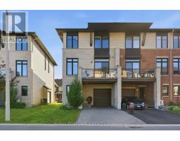543 LABRADOR CRESCENT, Ottawa, Ontario