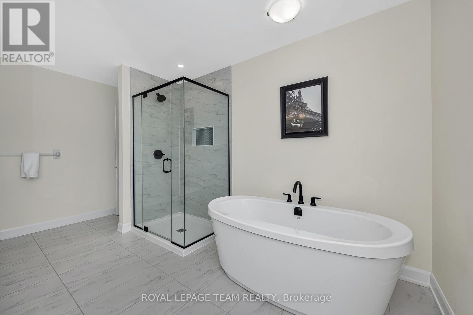 340 Moonlight Drive, Russell, Ontario  K4R 0L1 - Photo 22 - X13432116
