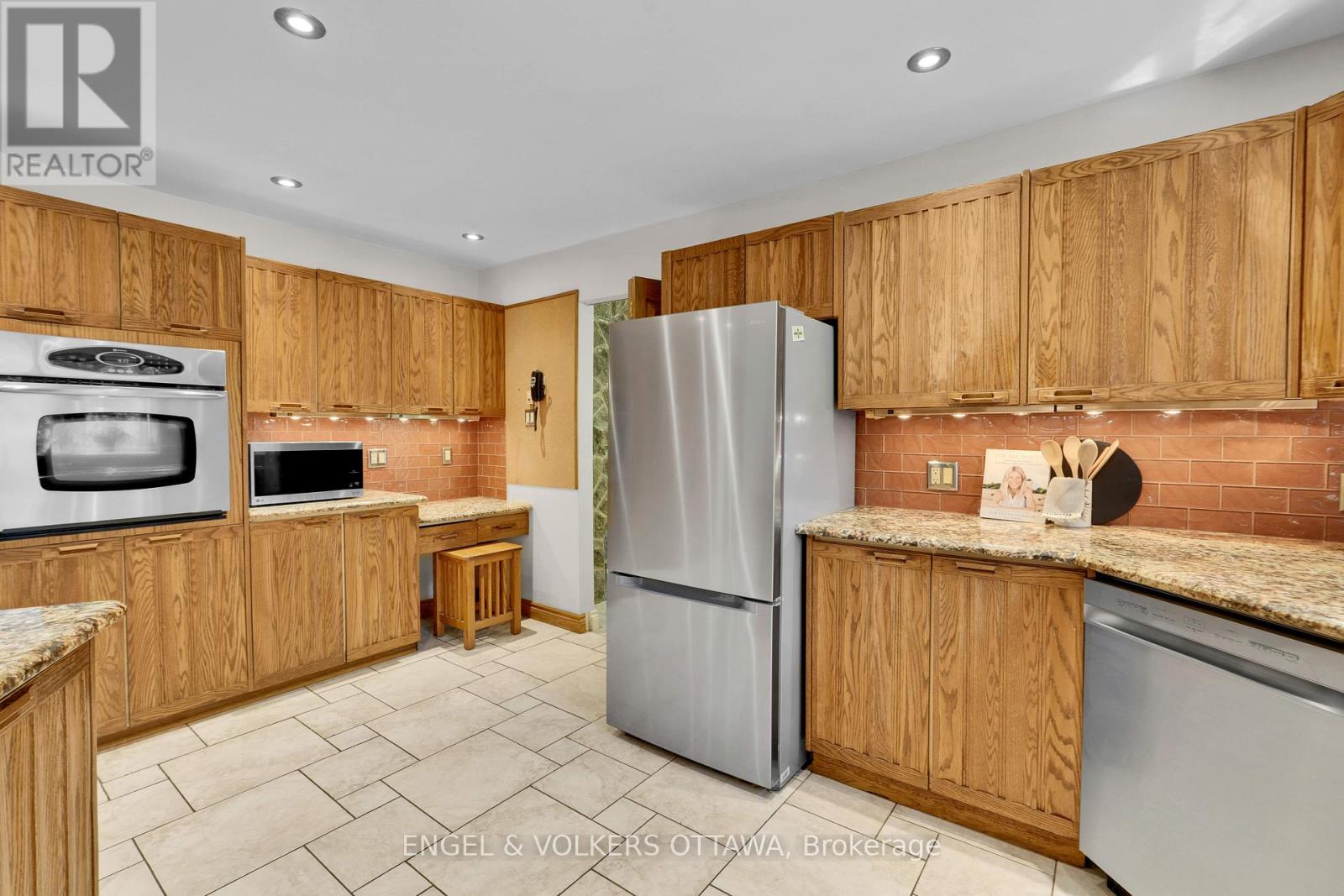 7 Mid Pines Grove, Ottawa, Ontario  K2R 1B7 - Photo 10 - X13432124
