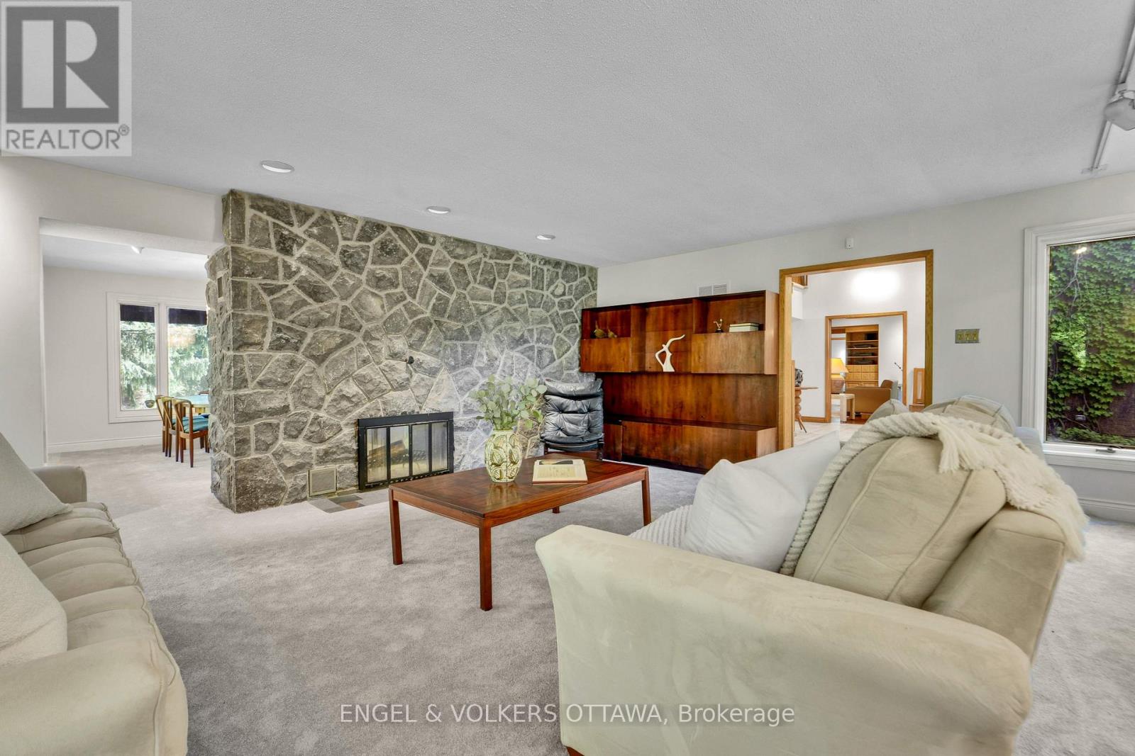 7 Mid Pines Grove, Ottawa, Ontario  K2R 1B7 - Photo 6 - X13432124