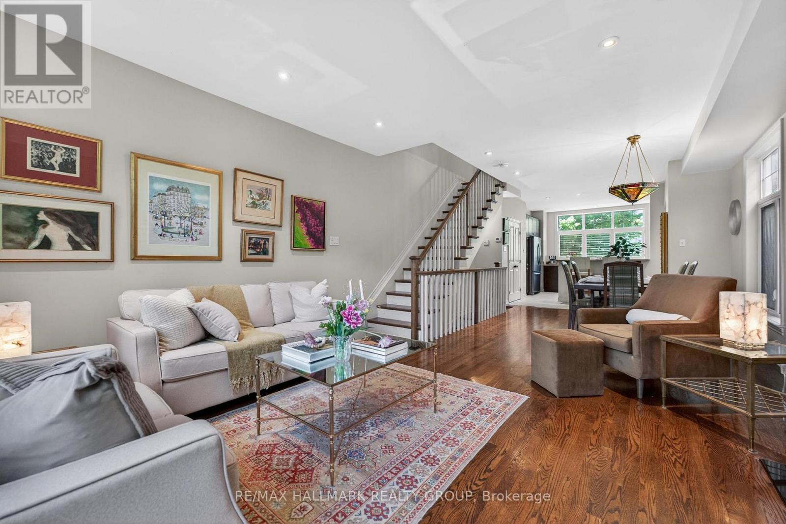 320 Iona Street, Ottawa, Ontario  K1Z 7B9 - Photo 12 - X13432202