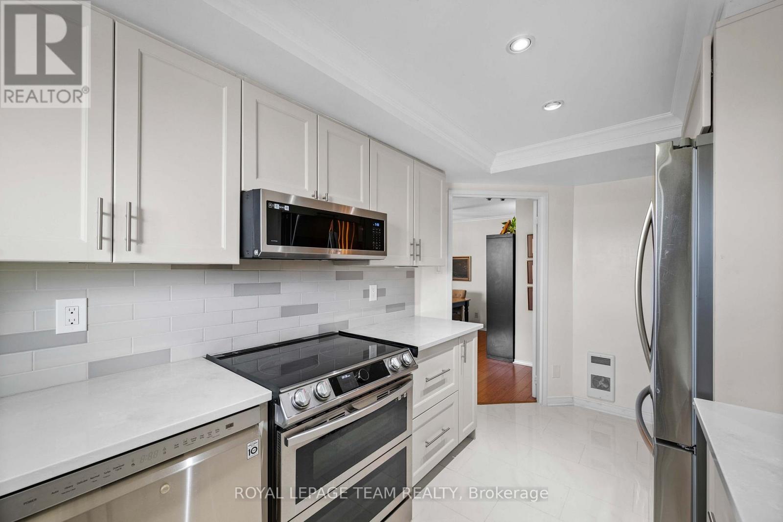 402 - 1705 Playfair Drive, Ottawa, Ontario  K1H 8P6 - Photo 12 - X13432274