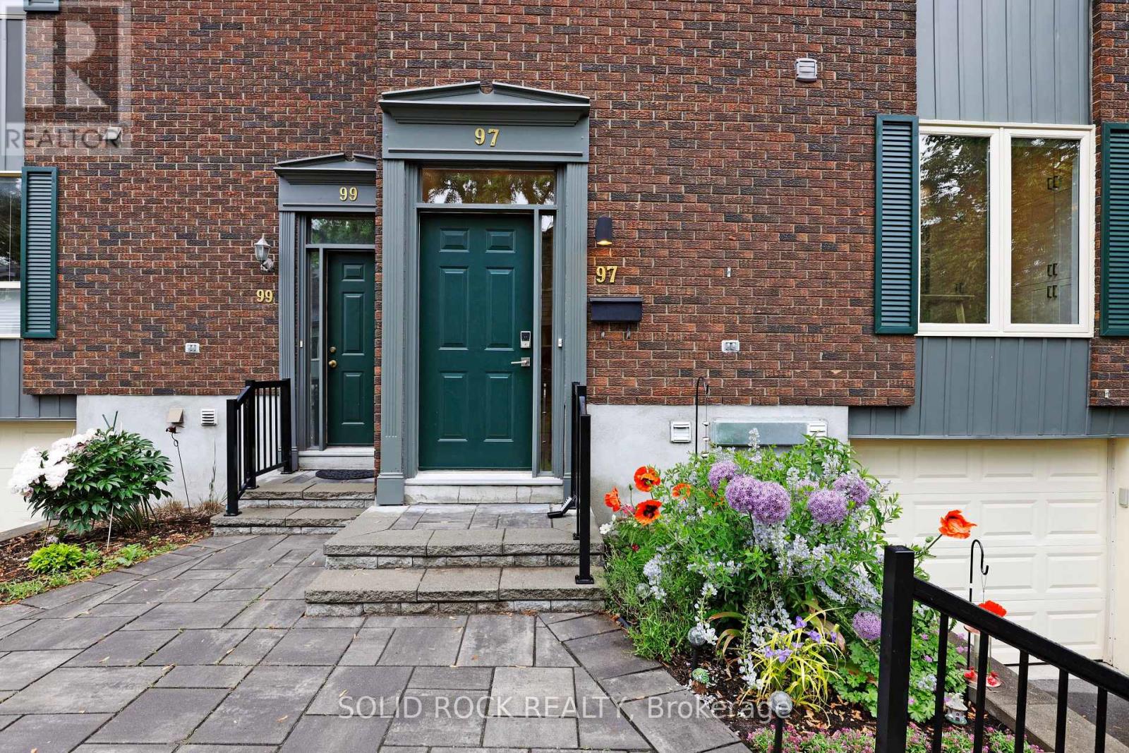 97 Beachview Private, Ottawa, Ontario  K1V 1M7 - Photo 2 - X13432282