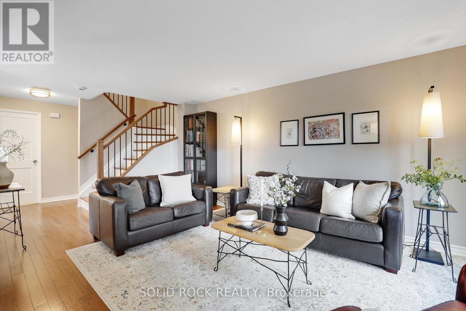 97 Beachview Private, Ottawa, Ontario  K1V 1M7 - Photo 3 - X13432282