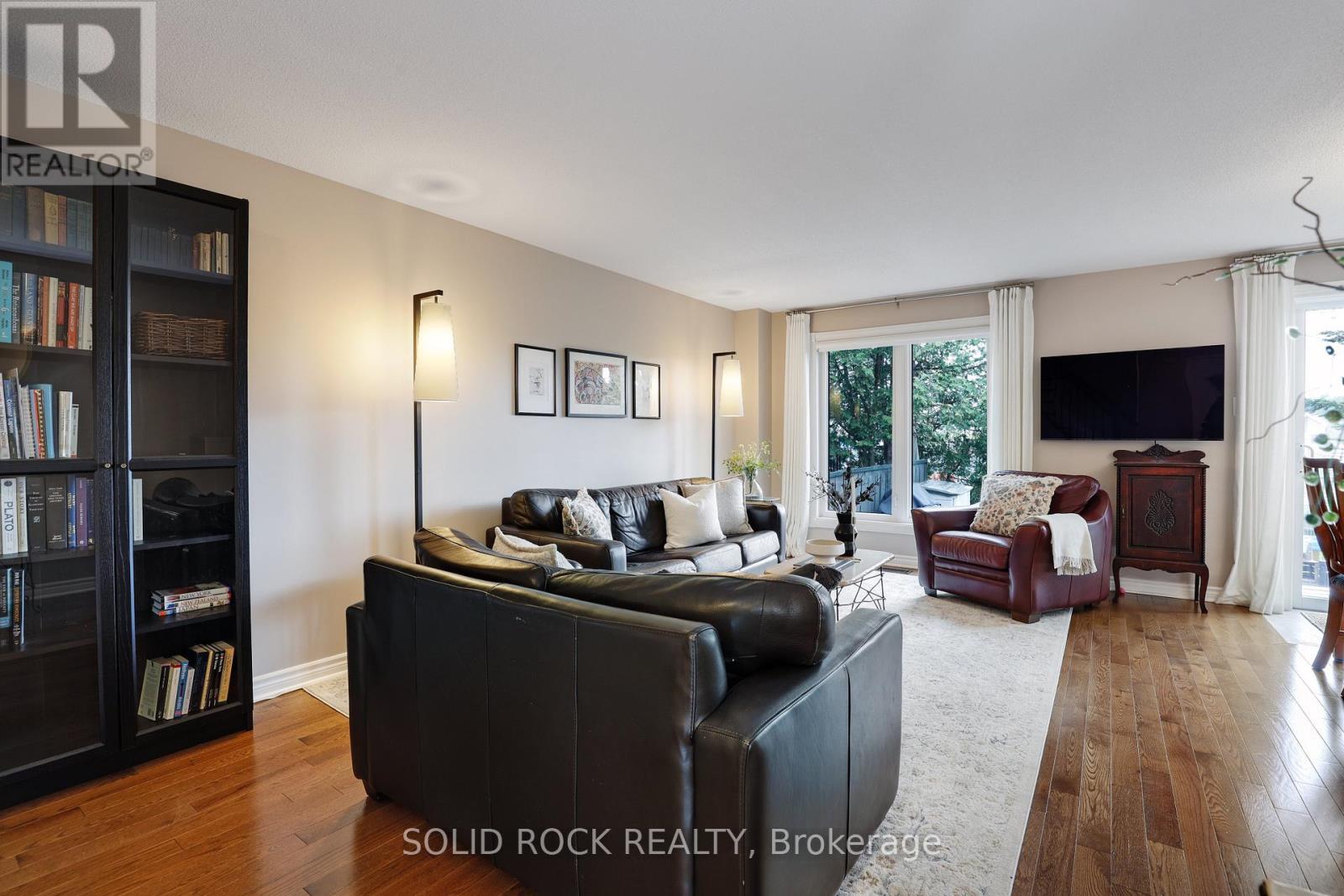 97 Beachview Private, Ottawa, Ontario  K1V 1M7 - Photo 5 - X13432282