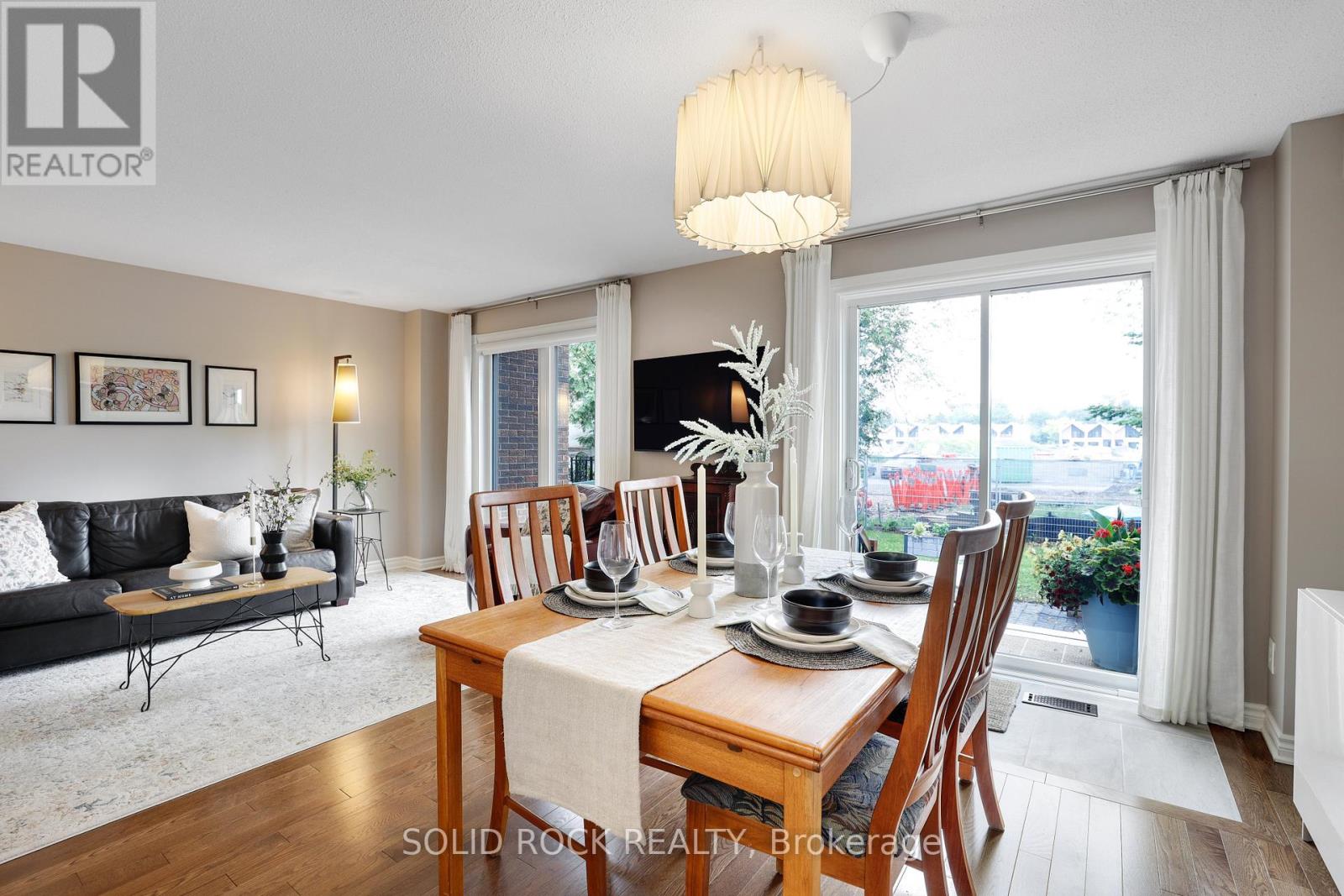 97 Beachview Private, Ottawa, Ontario  K1V 1M7 - Photo 7 - X13432282