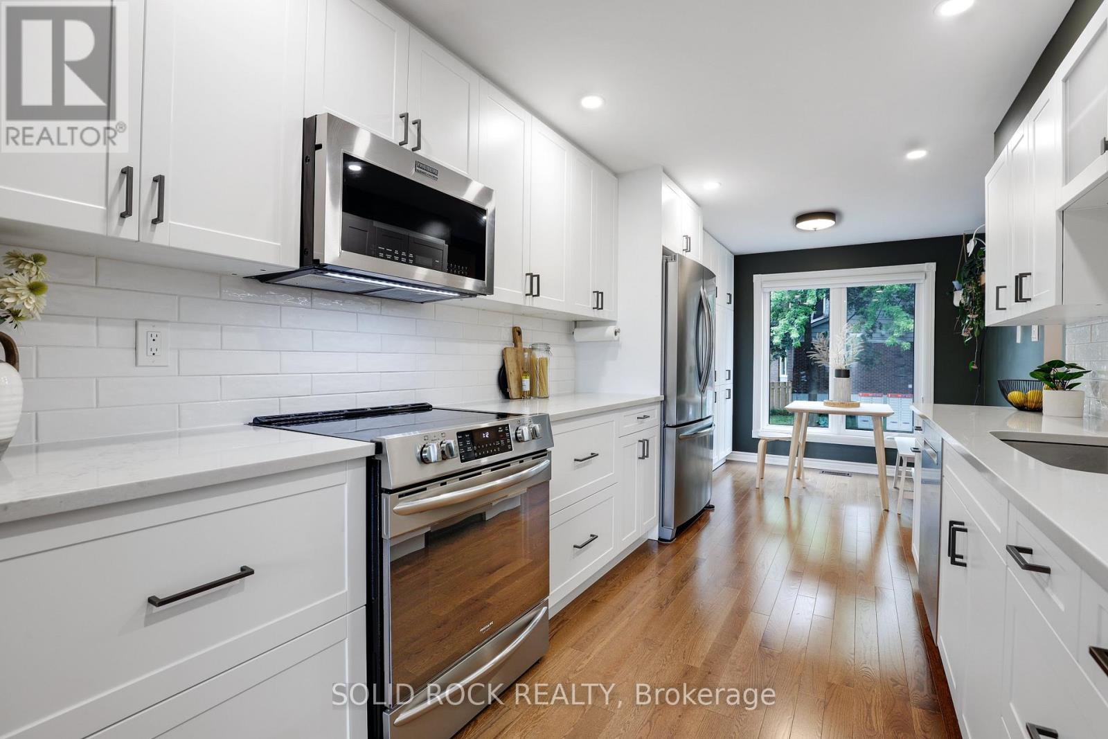 97 Beachview Private, Ottawa, Ontario  K1V 1M7 - Photo 8 - X13432282