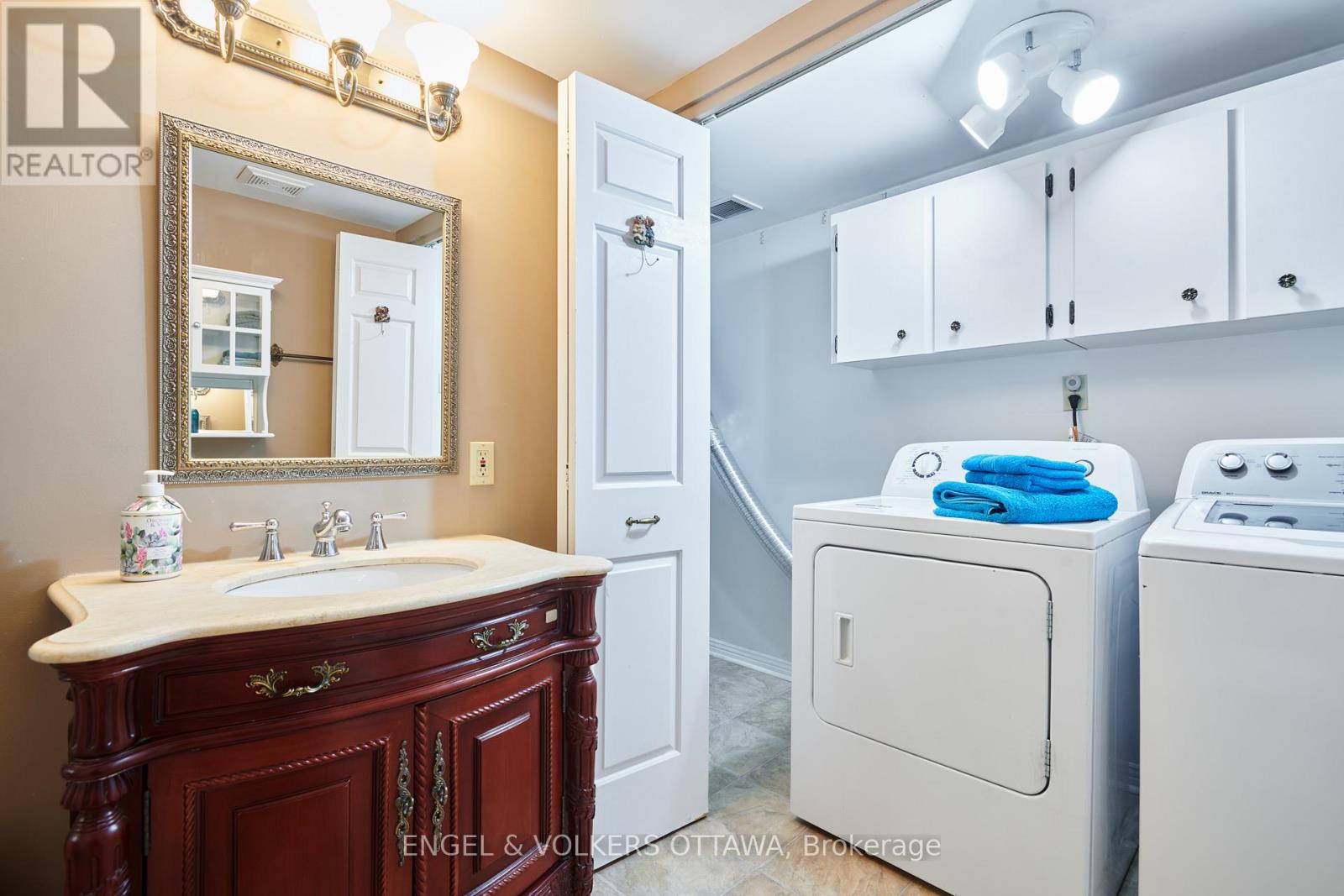 2123 Blue Jay Crescent, Ottawa, Ontario  K1J 6A9 - Photo 23 - X13432288
