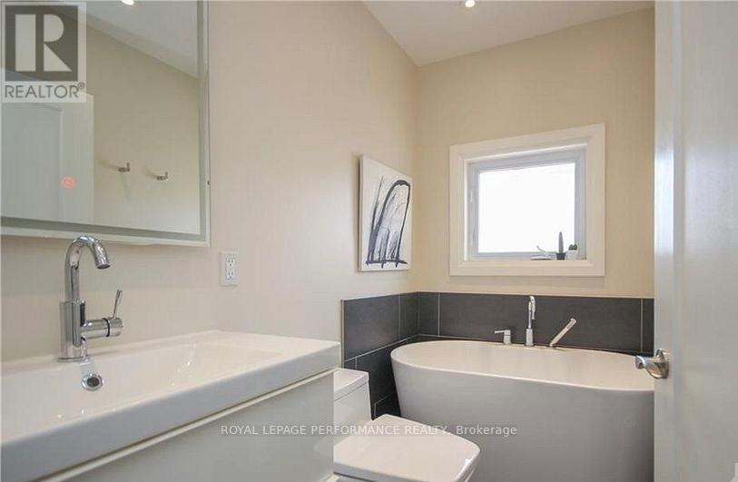 168 Stewart Street W, Ottawa, Ontario  K1N 6J9 - Photo 14 - X13432404
