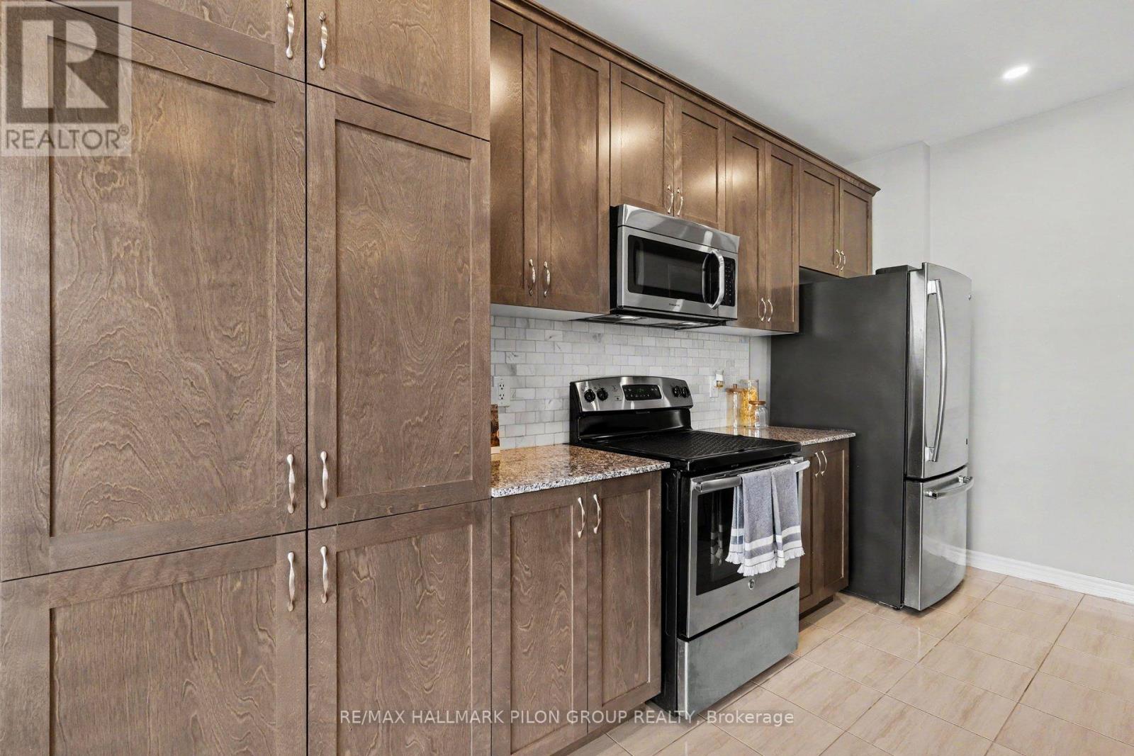 124 Mandalay Street, Ottawa, Ontario  K4A 1A6 - Photo 7 - X13432412