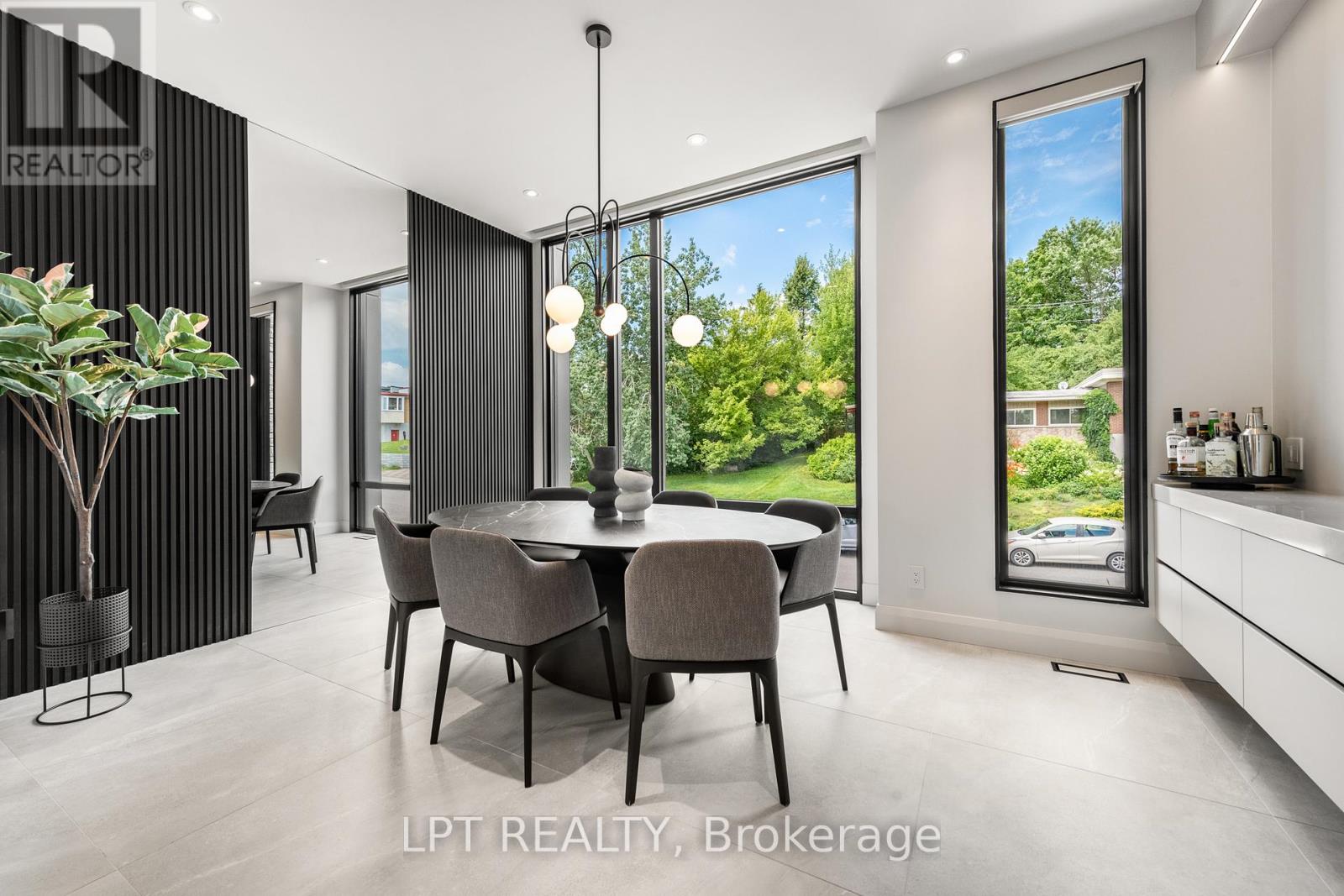 322 Perrier Avenue, Ottawa, Ontario  K1L 5C7 - Photo 5 - X13432476