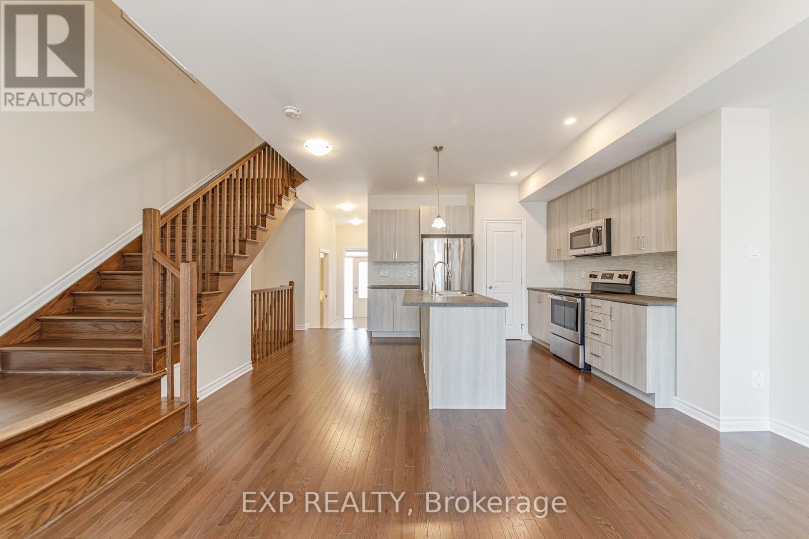 18 Rookie Crescent, Ottawa, Ontario  K2V 0R9 - Photo 8 - X13432576