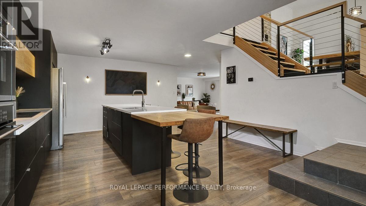 510 Foxview Place, Ottawa, Ontario  K1K 4C4 - Photo 10 - X13432688