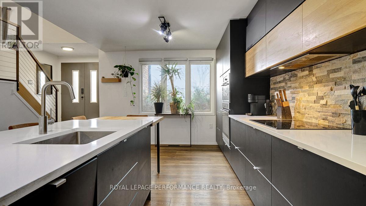 510 Foxview Place, Ottawa, Ontario  K1K 4C4 - Photo 6 - X13432688