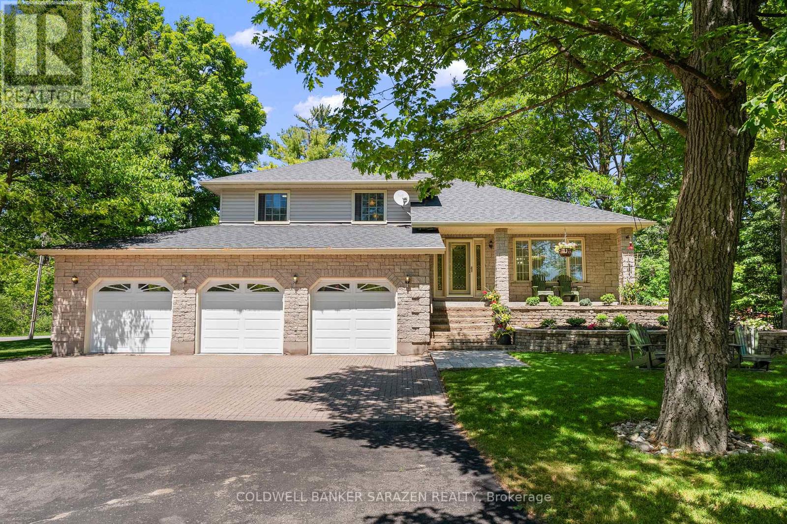 1684 Usborne Street, Mcnab/braeside, Ontario  K0A 1G0 - Photo 1 - X13432820