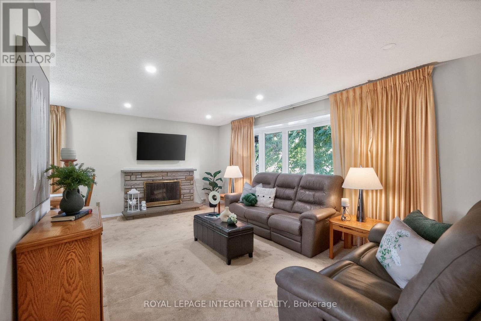 619 Blanchard Crescent, Ottawa, Ontario  K1V 7B7 - Photo 5 - X13433146