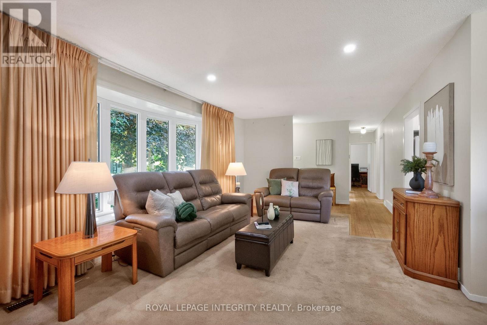 619 Blanchard Crescent, Ottawa, Ontario  K1V 7B7 - Photo 7 - X13433146