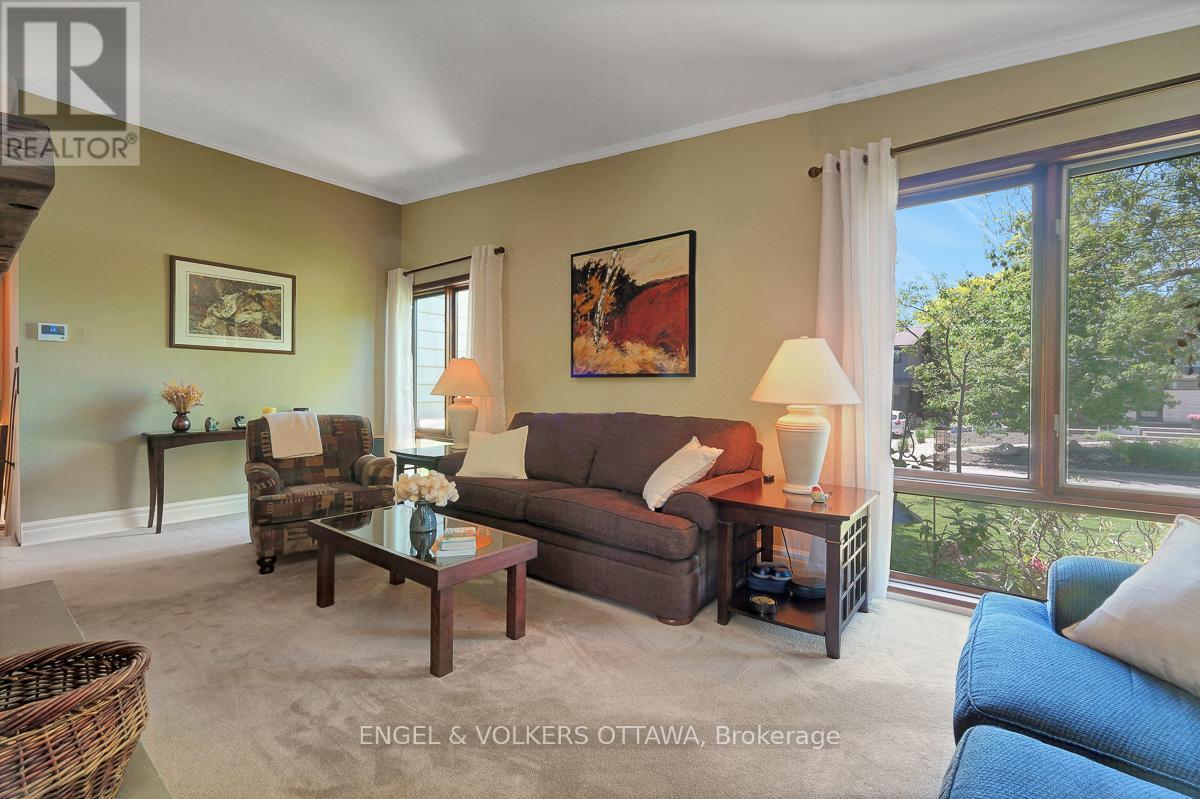 1131 Cameo Drive, Ottawa, Ontario  K2C 1Y6 - Photo 13 - X13433150