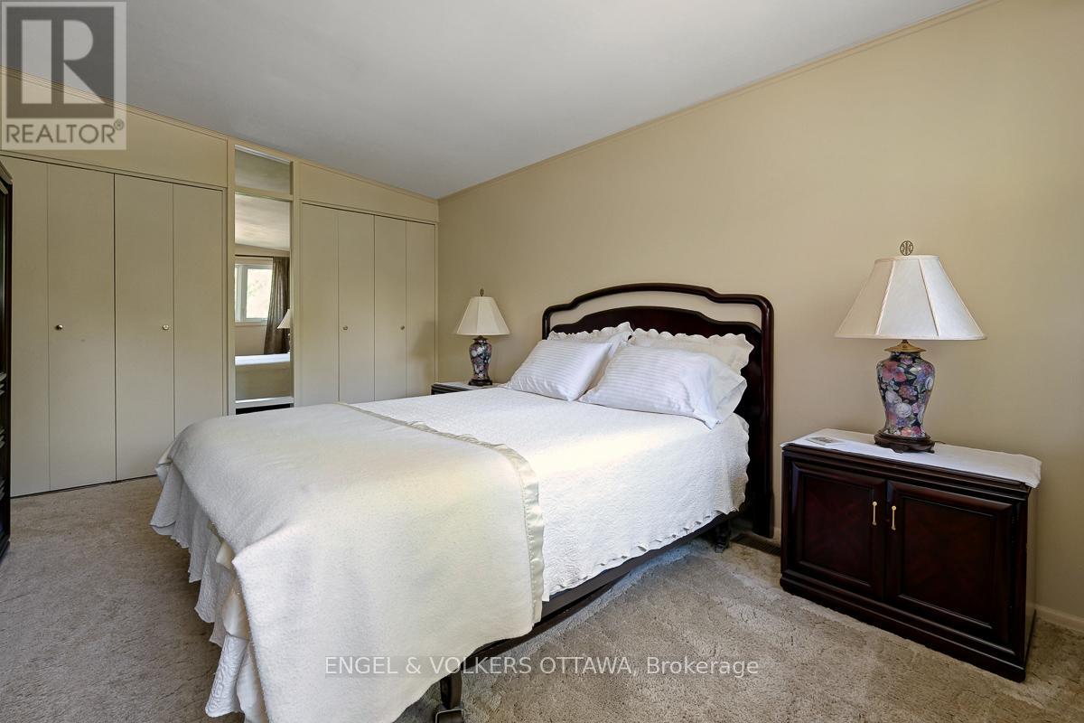 1131 Cameo Drive, Ottawa, Ontario  K2C 1Y6 - Photo 27 - X13433150
