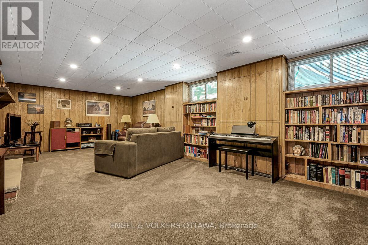 1131 Cameo Drive, Ottawa, Ontario  K2C 1Y6 - Photo 35 - X13433150