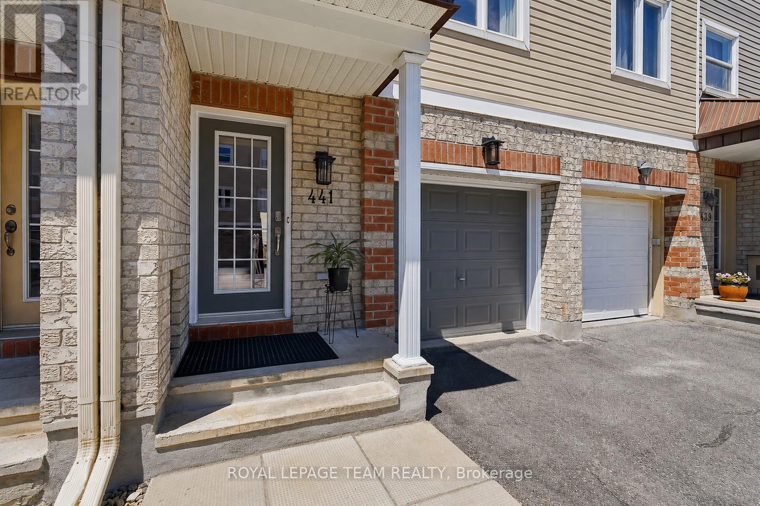 441 Sadar Private, Ottawa, Ontario  K2J 0C8 - Photo 2 - X13433210