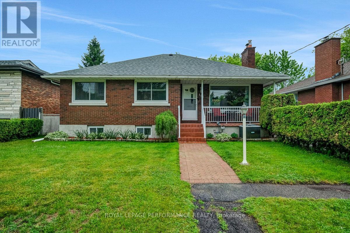 102 DONALD STREET, Ottawa, Ontario